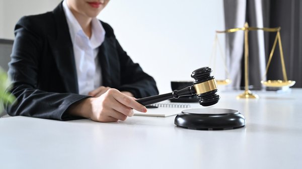 Trouver un avocat par expertises : choisissez le bon professionnel